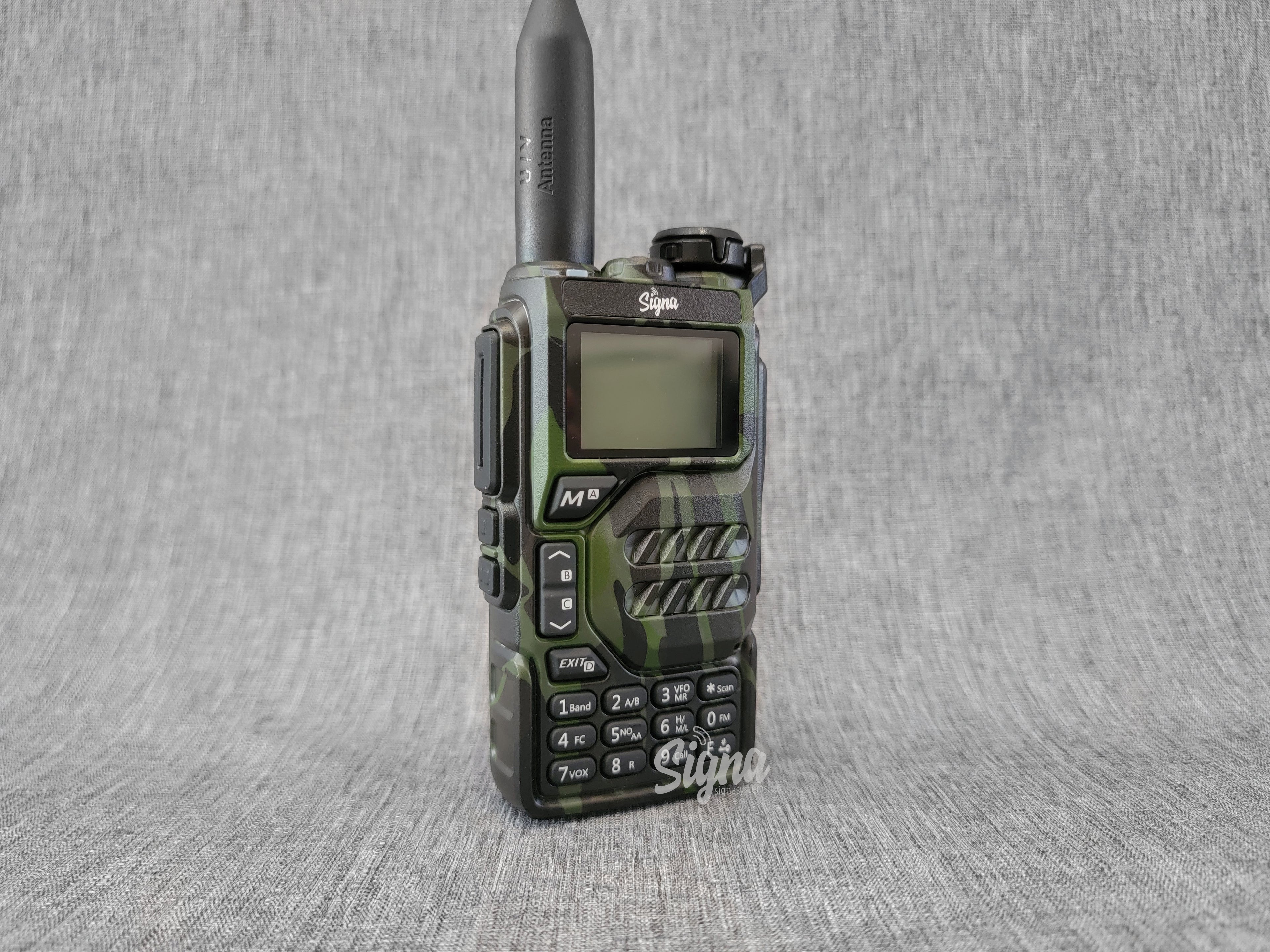 Signa K5 VHF/UHF Radio