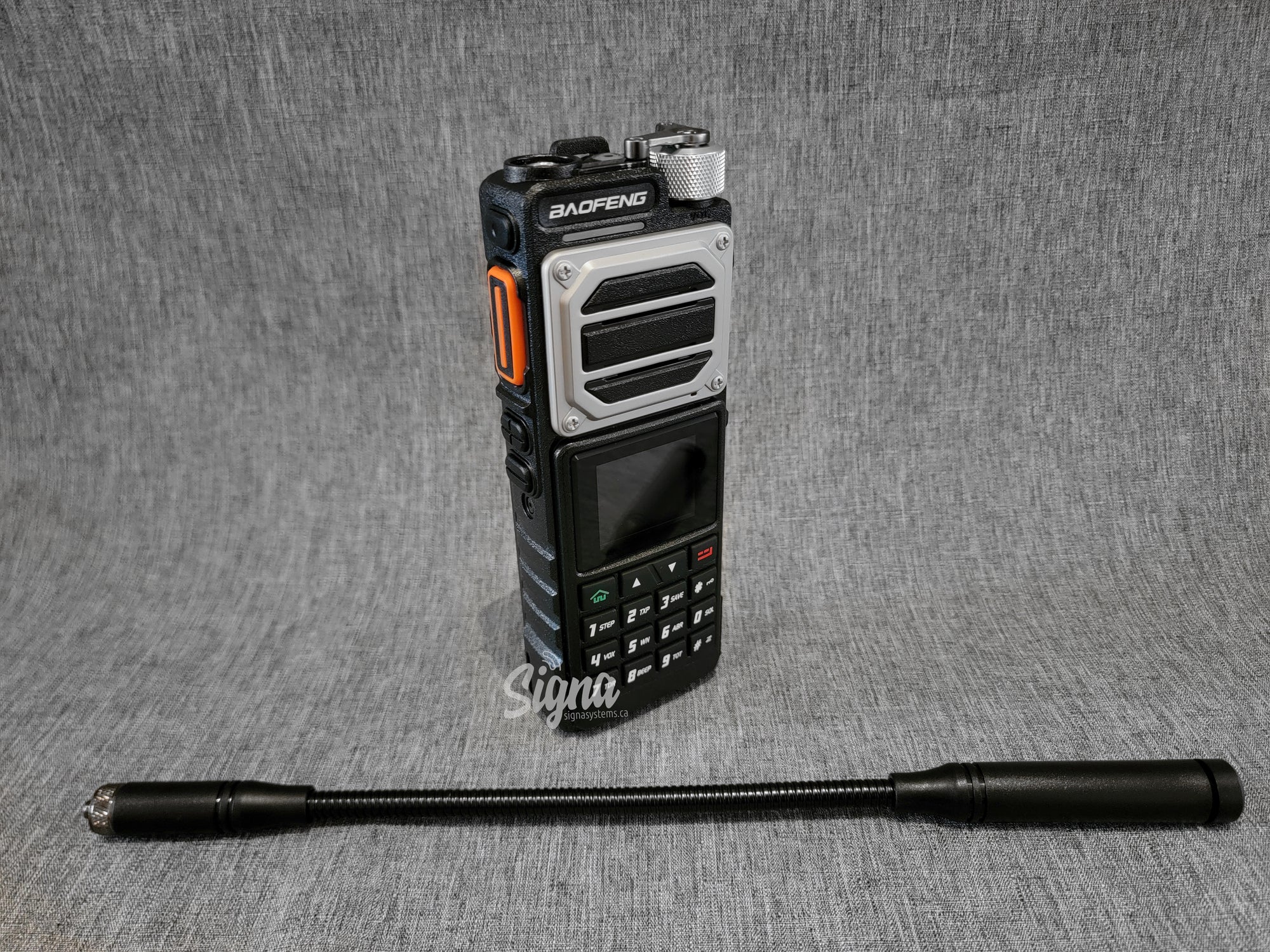 Baofeng UV-25 VHF/UHF Radio