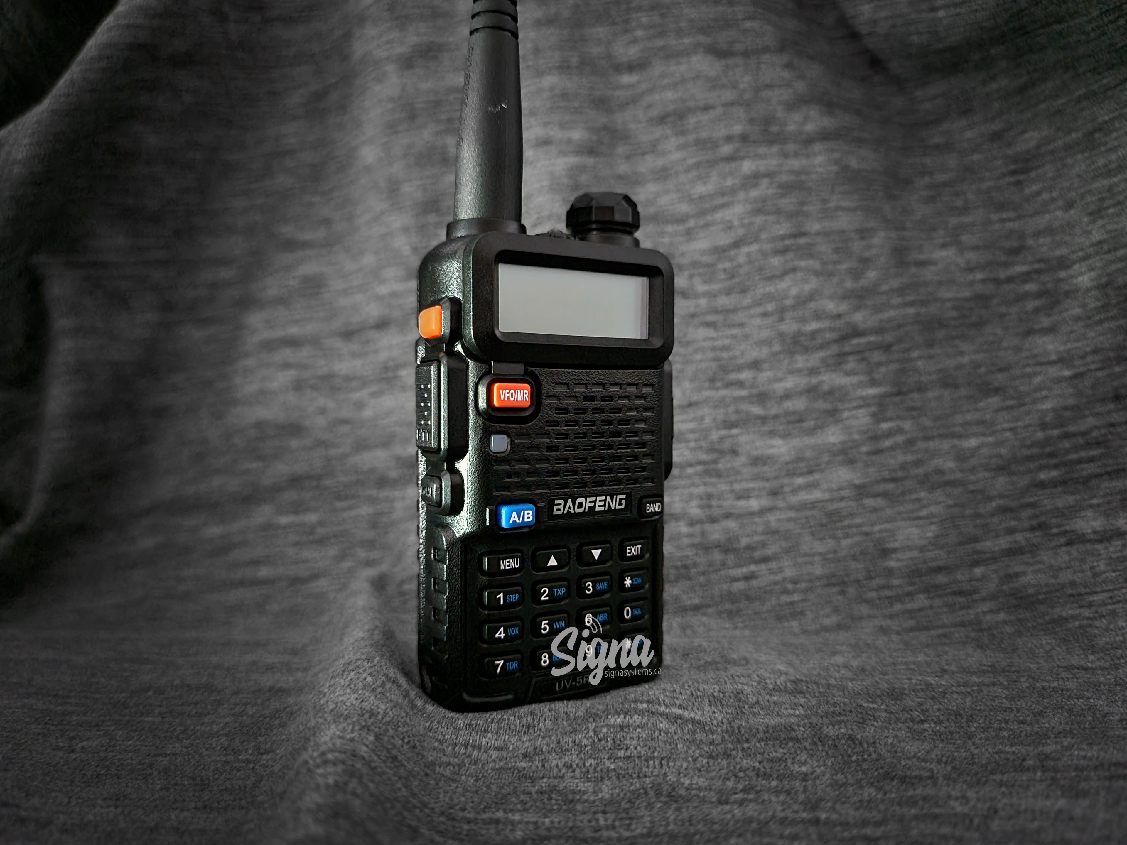 Baofeng UV-5R VHF/UHF Radio